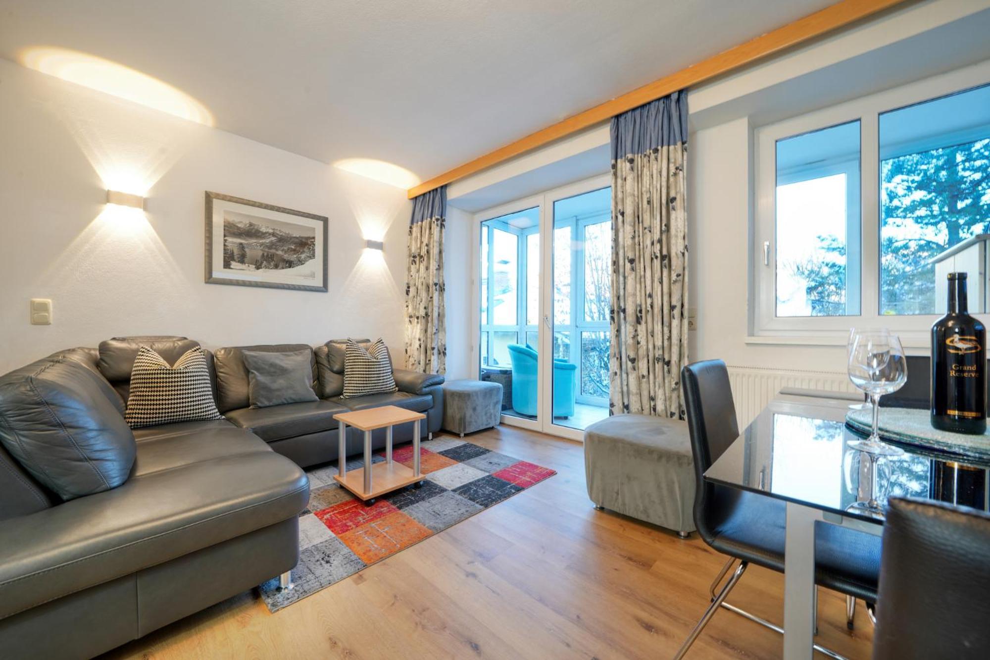 Apartment Tini - By Alpen Apartments ツェル アム ゼー エクステリア 写真